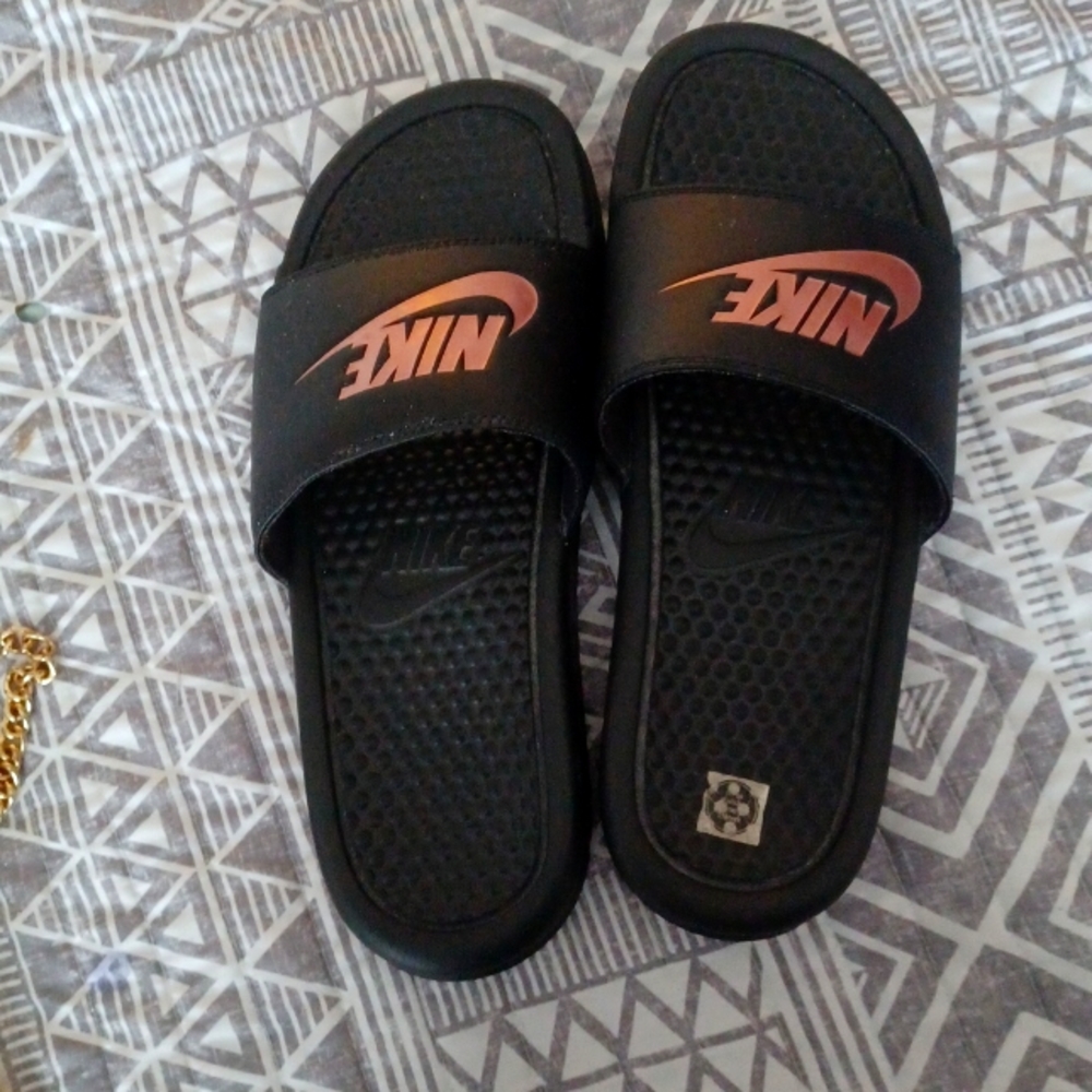 Nike slides